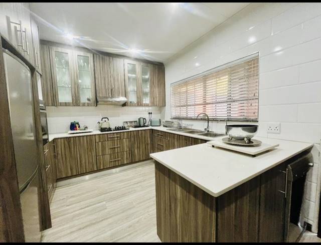 4 BEDROOM HOUSE FOR SALE IN BRACKENDOWNS